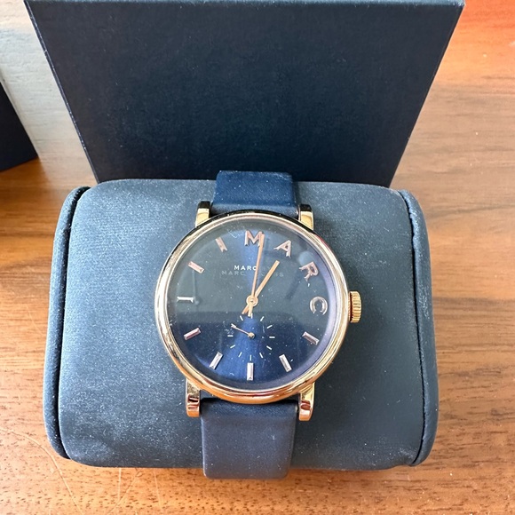 Marc by Marc Jacob Navy Watch - Picture 1 of 4